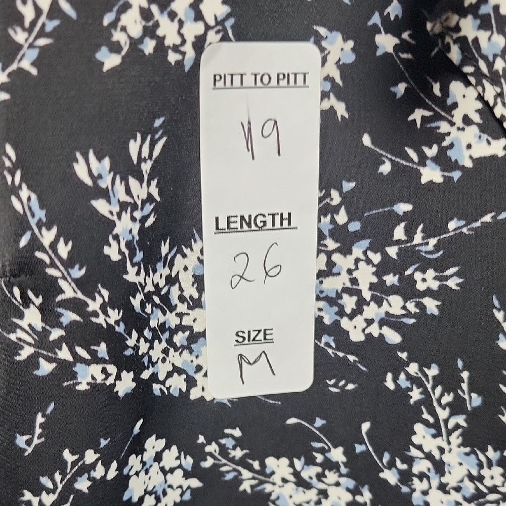 Allegra K Women's Elegant Black and White Patterned Blouse - Picture 3 of 7